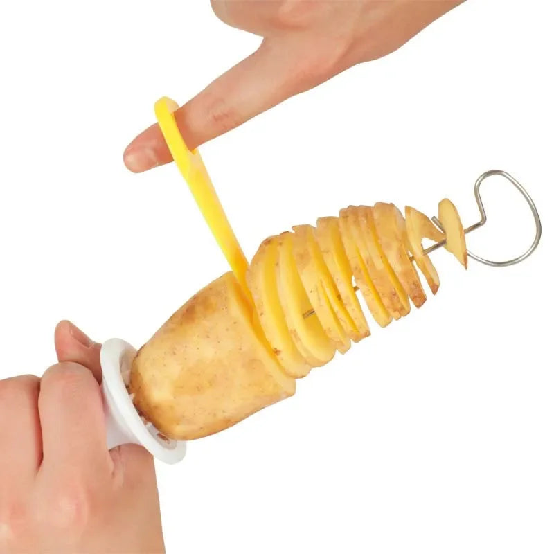 Coupe-pommes de terre en forme de spirale